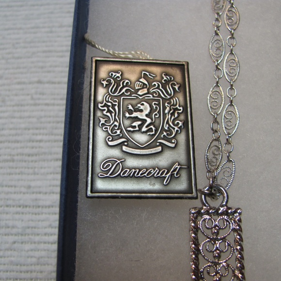 Danecraft 18" Chain w/intricate braided .925 Cross - Picture 4 of 7